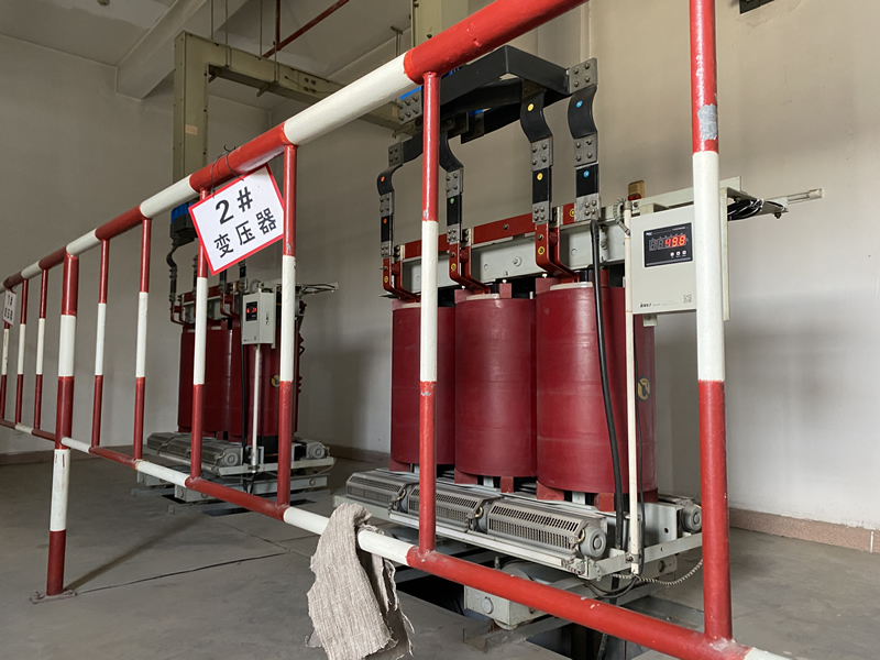 广州白云机场干式变压器使用英诺温控器